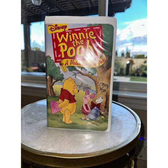 Disney’s Winnie the Pooh A Valentine For You VHS Vintage - Picture 1 of 4